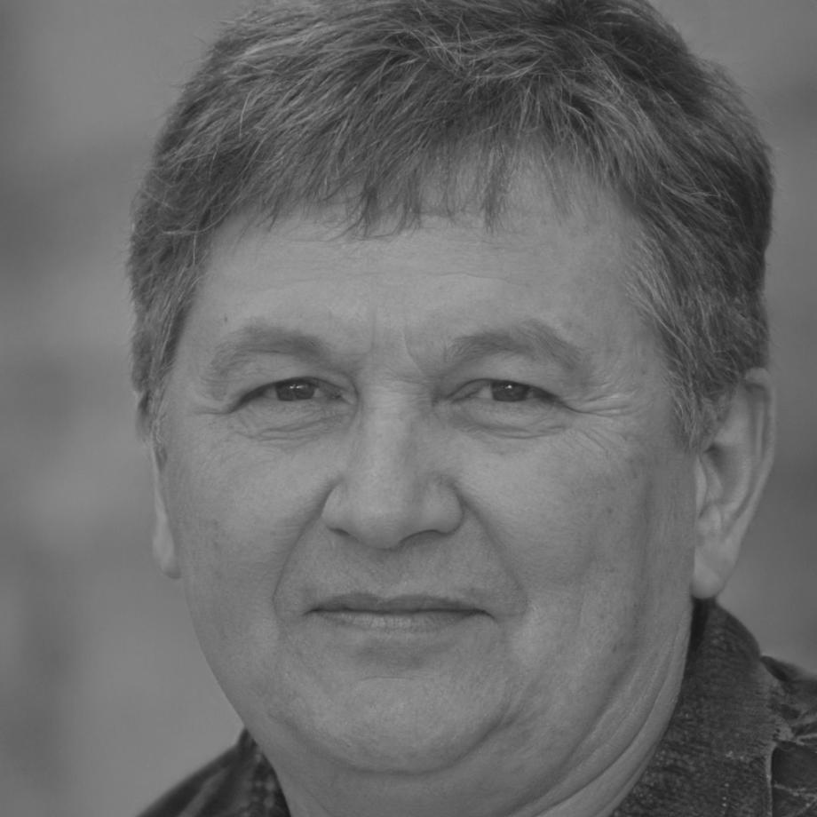 Thomas R.